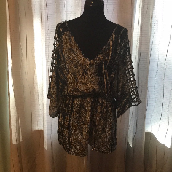 Ladies romper - Picture 1 of 1